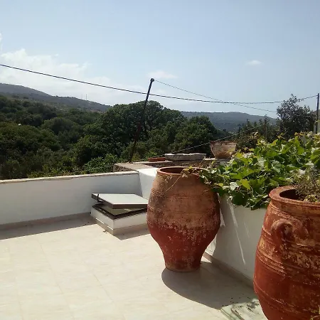 Holiday home Grandma's House Vederoi